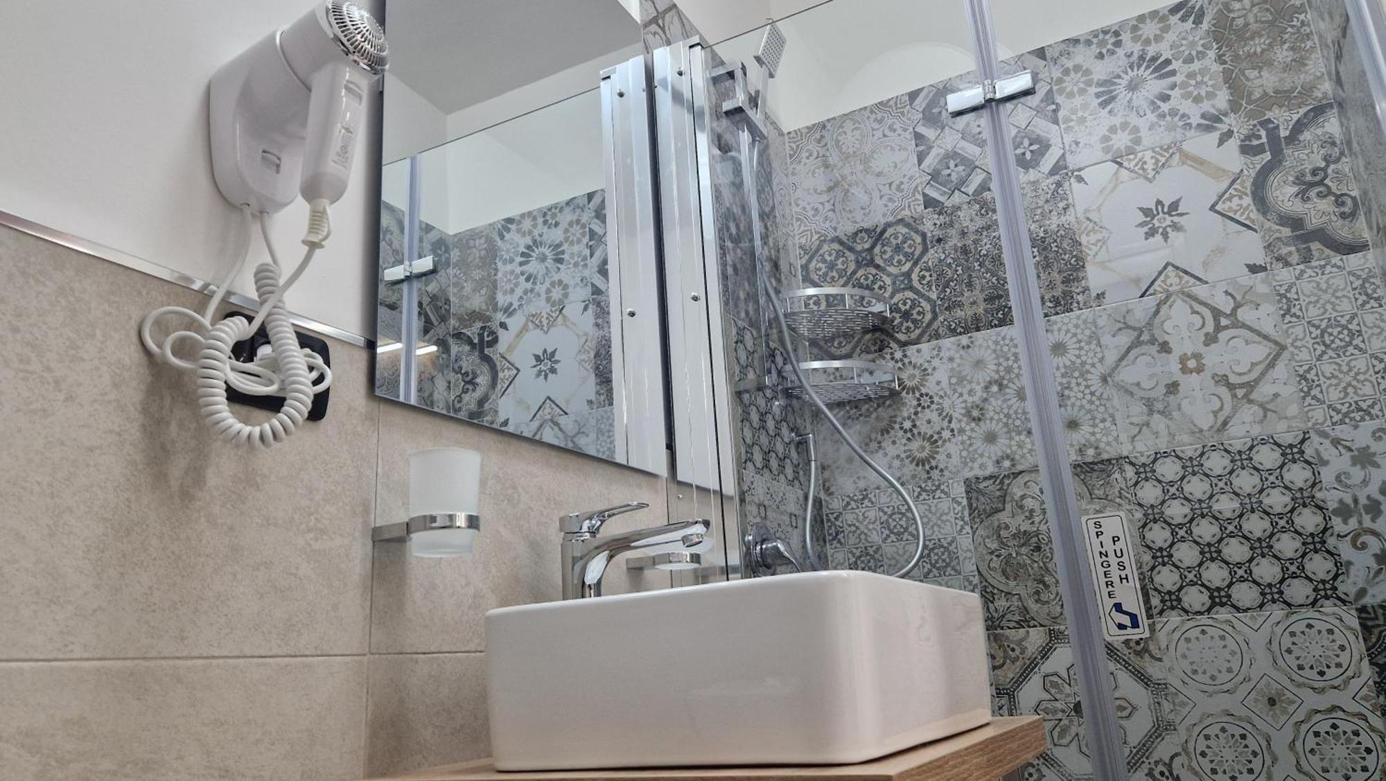 Salette Home Catania Bagian luar foto